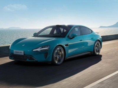 雷軍援引權威數據回應:小米SU7二手保值率達80.1%,力破市場亂象傳言