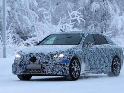 奔馳純電C級轎車路測亮相:續航約800公里,設計融合傳統與創新