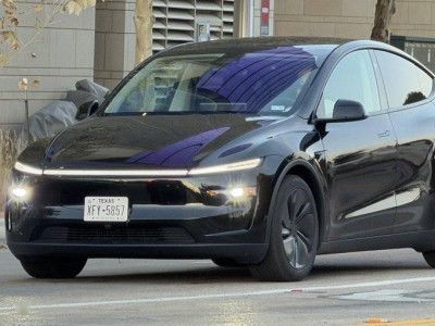 特斯拉奧斯汀開放無安全員Robotaxi服務(wù),乘客38次叫車未果運(yùn)營規(guī)模待擴(kuò)大