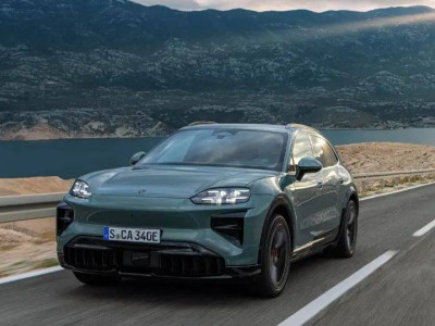 保時捷卡宴純電版雙版本登場,傳統(tǒng)設(shè)計與電動科技碰撞豪華新體驗