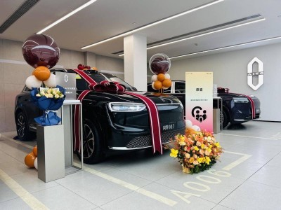 全新問界M7增程長續航版開啟交付,空間駕控安全全面升級獲認可