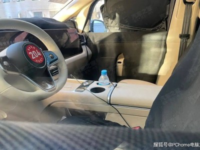 智界V9內(nèi)飾細(xì)節(jié)首公開：航空座椅配鴻蒙座艙，2026年春重塑MPV格局