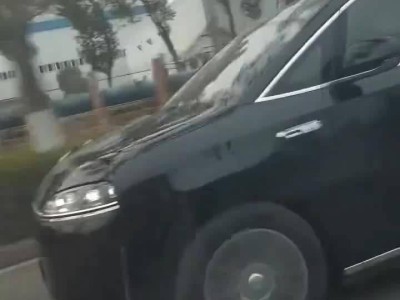 鴻蒙智行智界V9動(dòng)態(tài)視頻與內(nèi)飾諜照齊曝光 旗艦MPV或于今春亮相