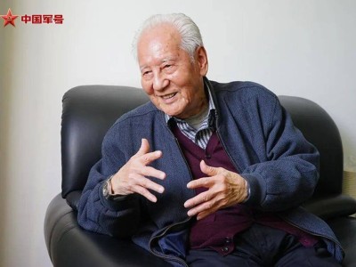 深潛無聲鑄重器 旭華報國寫忠誠——致敬中國核潛艇事業(yè)的“無名英雄”黃旭華