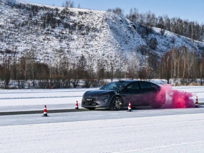 冰天雪地成“考場(chǎng)”！多款新車扎堆冬測(cè)，極端環(huán)境驗(yàn)證硬實(shí)力