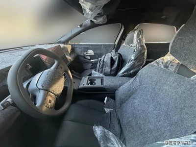 多款新車來襲:比亞迪秦MAX內飾揭秘,傳祺極狐騰勢MPV登場,魏牌旗艦官圖亮相