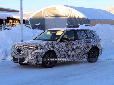 寶馬X1中期改款來襲：外觀內(nèi)飾煥新顏，借鑒iX3設(shè)計(jì)語言引期待