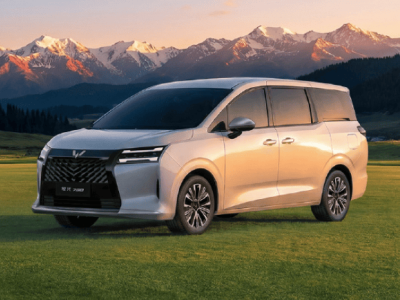 五菱星光730：以多元動力破局，能否重塑10萬元級MPV市場新格局？