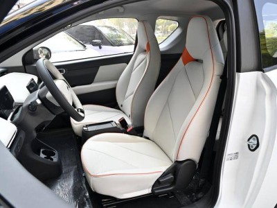 硬派越野SUV爬坡秘籍:動力四驅齊發力 征服陡坡不在話下