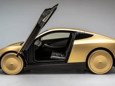 特斯拉里程碑:首輛無方向盤踏板Cybercab在美國得州超級工廠下線