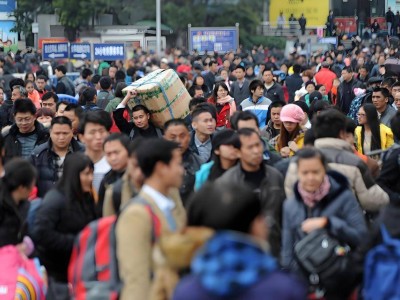 比亞迪春節廣告不提車只談溫情，暖心文案讓游子倍感慰藉