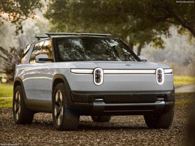 Rivian 2026年開(kāi)年發(fā)力：全新電動(dòng)平臺(tái)亮相 三款新車(chē)搭載4695電池來(lái)襲