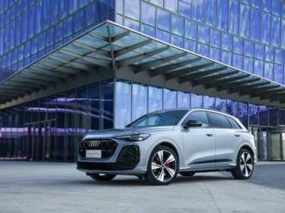全新奧迪Q5L震撼登場，智混動力加沉浸座艙開啟豪華新體驗