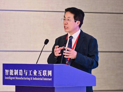 魯春叢：以工業互聯網為基 借“T型戰略”加速“AI+制造”落地