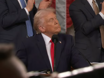 特朗普:關稅將取代所得稅 最高法院關于關稅的裁決非常令人遺憾