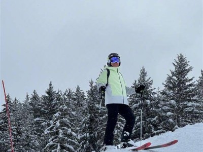 雷軍春節滑雪照引熱議 身家3260億卻穿299元滑雪服 網友:低調接地氣