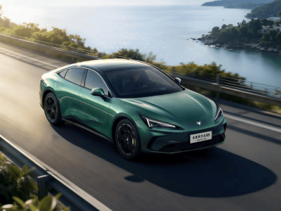 極狐全新阿爾法S5官圖亮相 3月1日預售 智能座艙動力全面升級