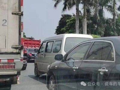 被加塞時司機為何“寸步不讓”？資深老司機剖析背后心理與現(xiàn)實因素