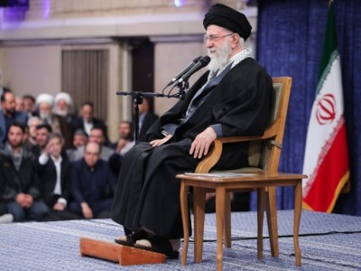 伊朗最高領袖哈梅內伊遇襲身亡