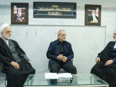 伊朗臨時(shí)領(lǐng)導(dǎo)委員會(huì)第二次會(huì)議召開(kāi)