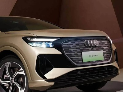 豪華純電市場“價格戰”升級!奧迪Q4 e-tron下探,寶馬奔馳如何接招?