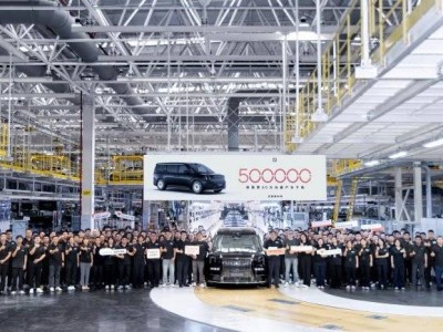 極氪50萬臺新里程:技術領航高端路,國產豪華車崛起正當時