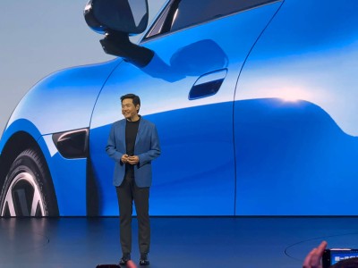 新一代小米SU7 34分鐘鎖單破1.5萬，雷軍宣布AI領域3年投超600億