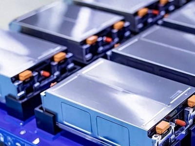 固態(tài)電池曾被寄予厚望，2026年卻“啞火”？原來是傳統(tǒng)技術(shù)“逆襲”了