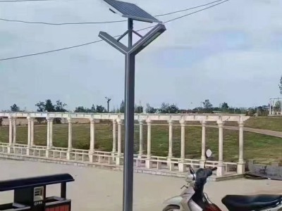 榆林太陽能路燈新方案：適配本地環(huán)境，助力園區(qū)綠色照明升級(jí)