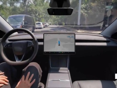 視力衰退者購特斯拉FSD引爭議:L2輔助難擔安全重任 風險隱患重重