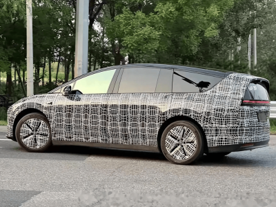 理想i9將至：外形延續獨特風格，能否成高端純電市場破局關鍵？