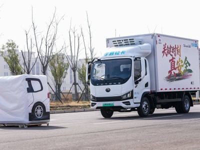 智電融合浪潮下：宇通引領(lǐng)商用車(chē)智能化變革 繪就產(chǎn)業(yè)新藍(lán)圖