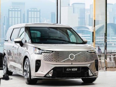 沃爾沃EM90：安全豪華雙在線，從81.8萬直降至50萬出頭，性價比爆棚！