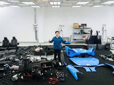 雷軍親拆SU7至零部件！耗時(shí)7小時(shí)復(fù)裝完成 鎖單量已破4萬(wàn)