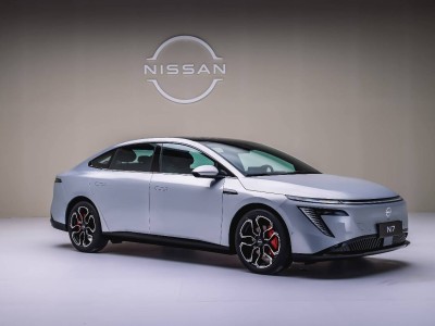 合資純電“翻身仗”打響!日產N7與鉑智7,誰才是性價比與實力之選?
