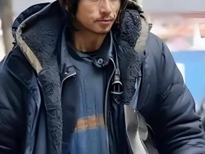 從“犀利哥”到“小馬云”：流量狂歡后，普通人被消耗的殘酷真相