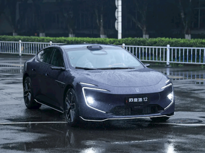 新款阿維塔12攜太行智控2.0上市 增程純電雙版本 智能與性能雙升級