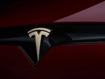 特斯拉限量“簽名版”Model S與X Plaid登場 紀念旗艦車型十余年歷程