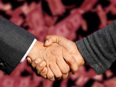 上汽通用五菱攜手寧德時代：全譜系換電升級，開啟多元場景產業協同新篇