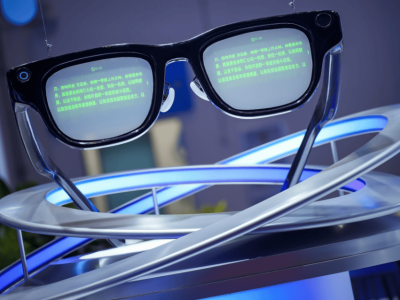 消博會(huì)重磅來(lái)襲!科大訊飛40克AI眼鏡,解鎖跨語(yǔ)言溝通新境界