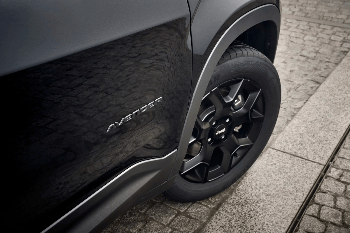 Jeep Avenger偽裝測試車前臉