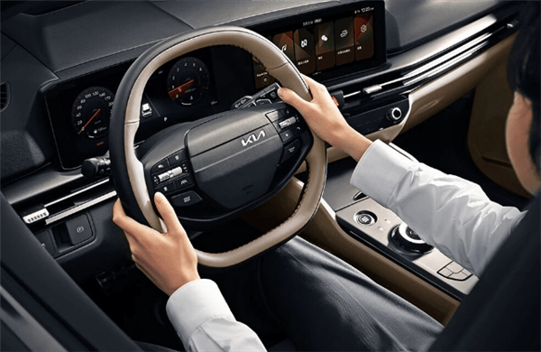 新款獅鉑拓界內飾設計