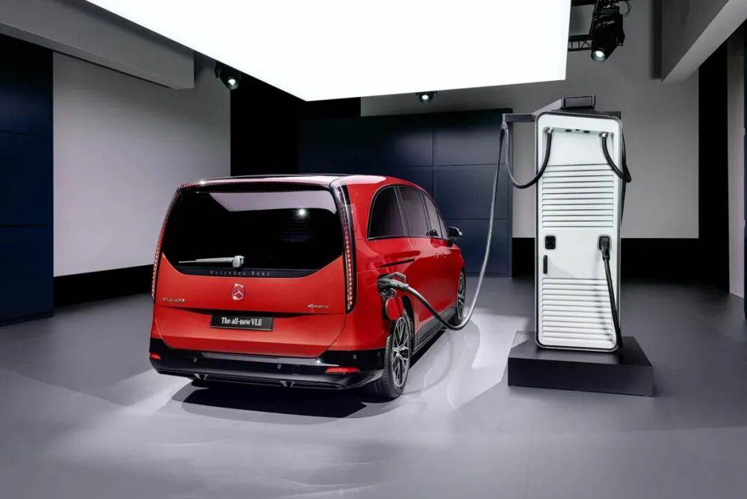 奔馳VLE外觀
