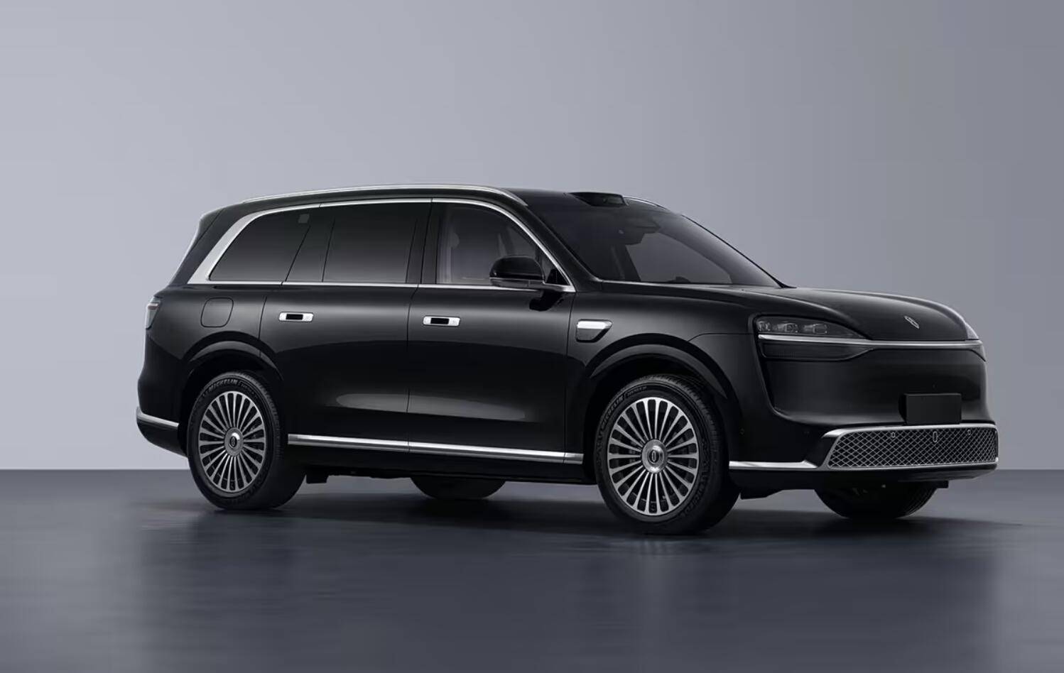 新款問界M9外觀